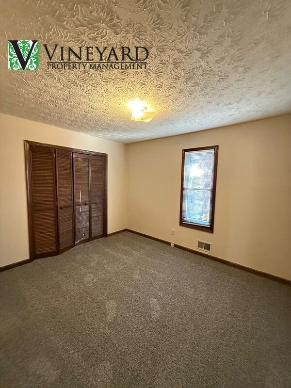 Building Photo - 1623 Rex Dr