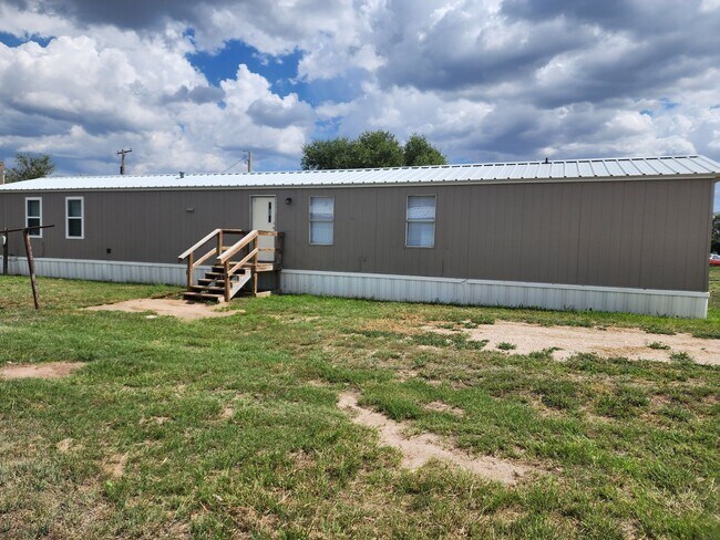 Building Photo - 1308 N Avenue J