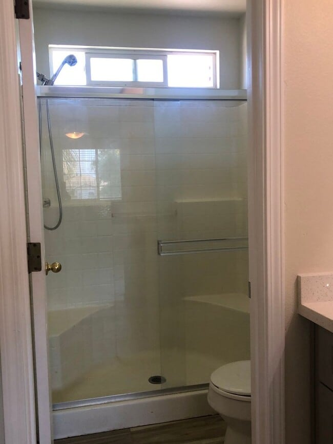 Building Photo - JUST REDUCED! Stone Creek Home