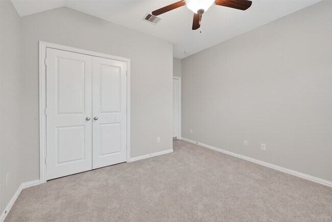 Building Photo - 134 S Bearkat Ct