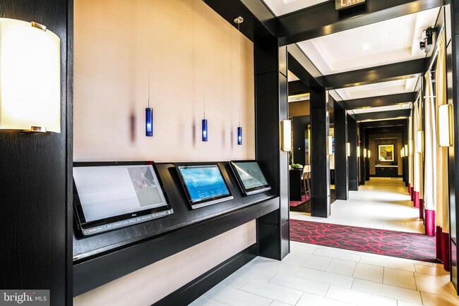 Building Photo - 5033 Omaha Rd