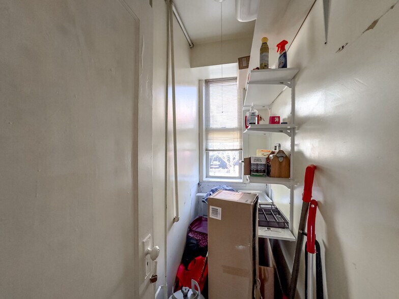 Building Photo - 2027 N Humboldt Blvd