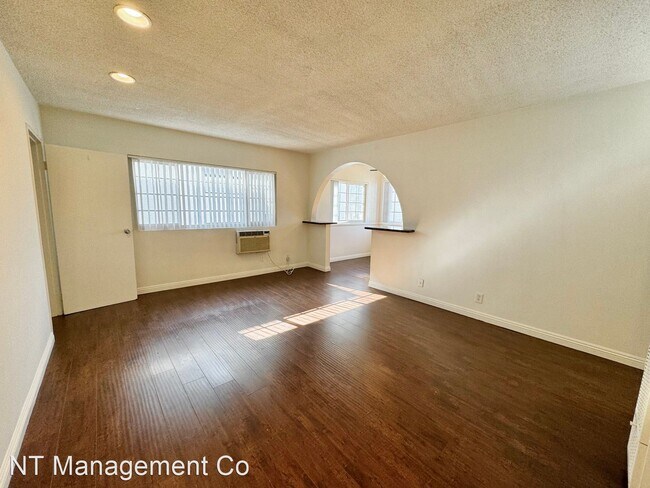 Building Photo - 2 br, 1 bath Apartment - 3631 Midvale Ave ...