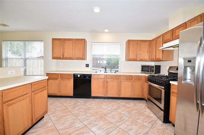 Building Photo - 3015 Glencullen Ln