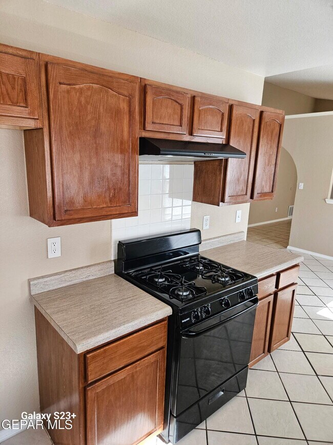 Building Photo - 12345 Tierra Plata Dr