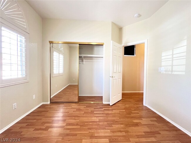 Building Photo - 2985 Panorama Ridge Dr