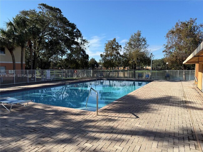 Building Photo - 3670 N 56th Ave