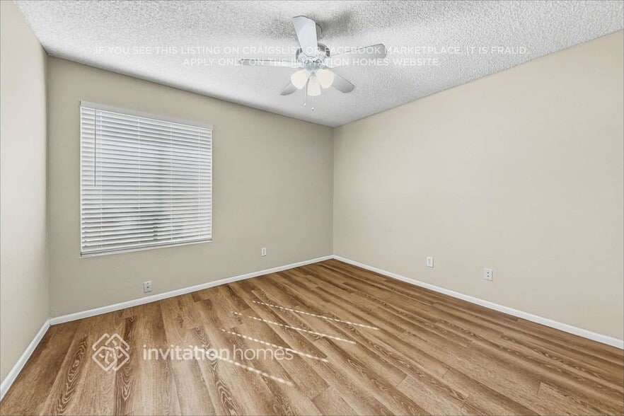 Building Photo - 3538 E Anderson Dr