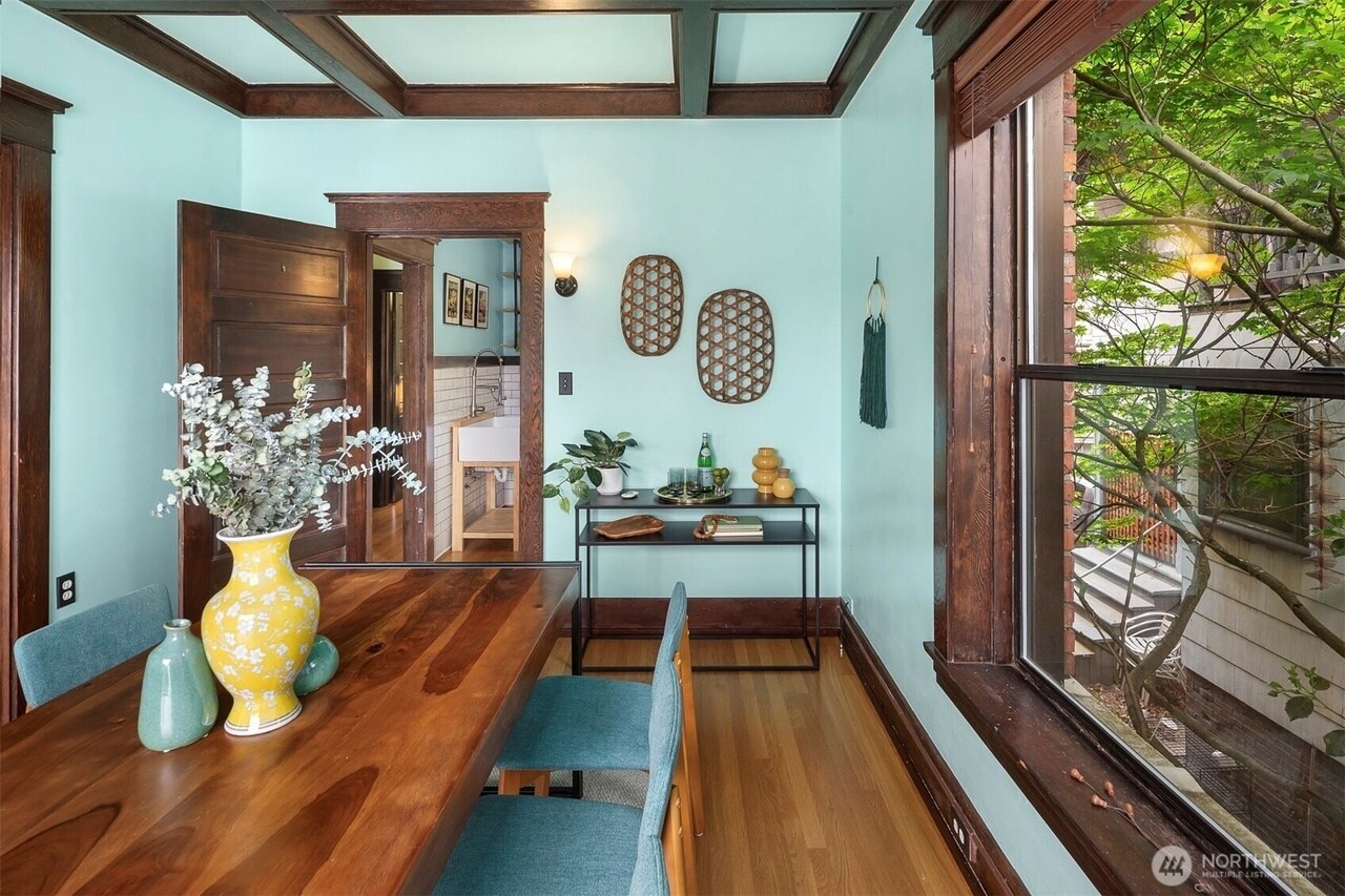 Dining Room View Toward Kitchen Door - 416 E Roy St