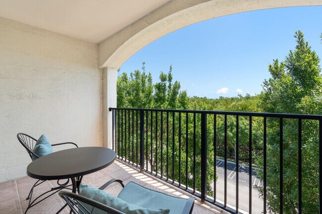 Building Photo - 2417 Tuscany Way