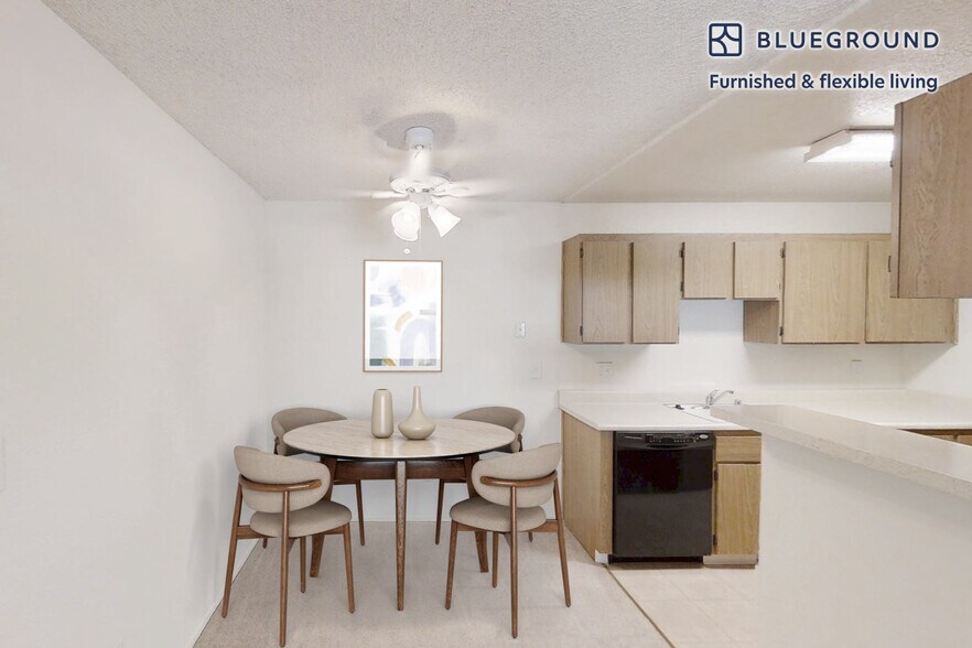 Building Photo - 231 Woodcreek Common