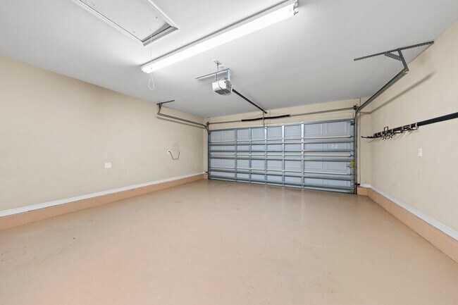 Building Photo - 1598 26th St