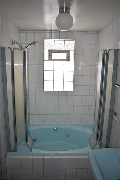 Building Photo - 1008 S Rd