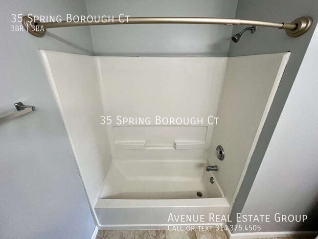 Building Photo - 35 Spring Borough Ct