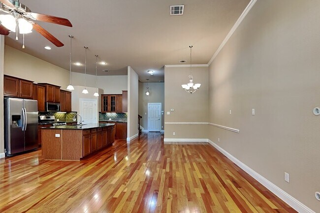 Building Photo - 2988 Sicily Way