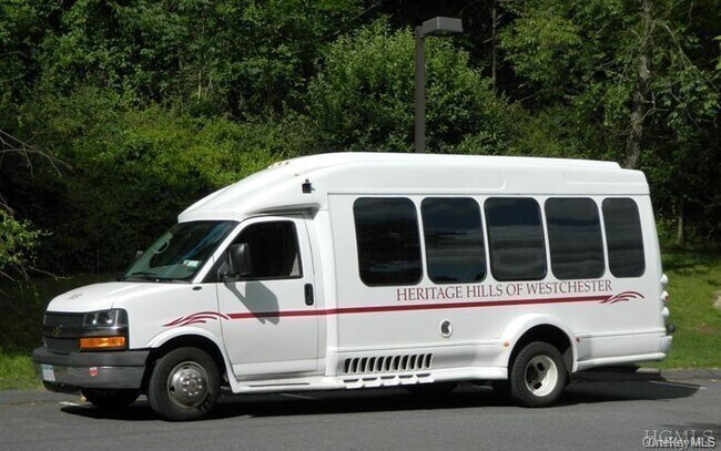 Building Photo - 555 Heritage Hills