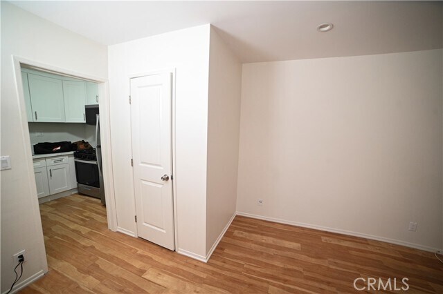 Building Photo - 7745 Laurel Canyon Blvd