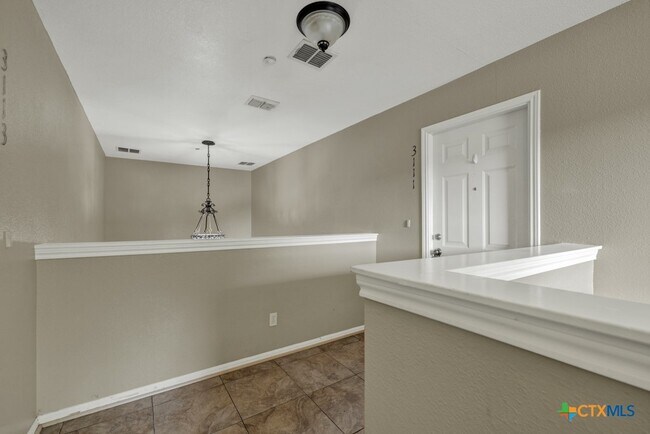 Building Photo - 3111 Douglas Fir Dr