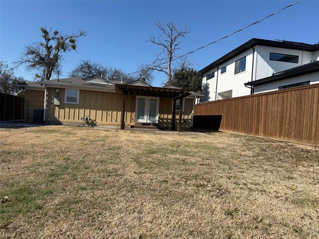 Building Photo - 9942 Mixon Dr