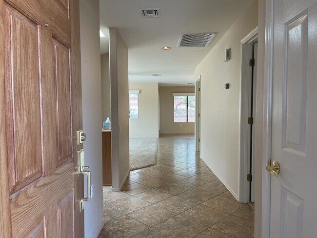 Building Photo - 159 N Cobalt Dr