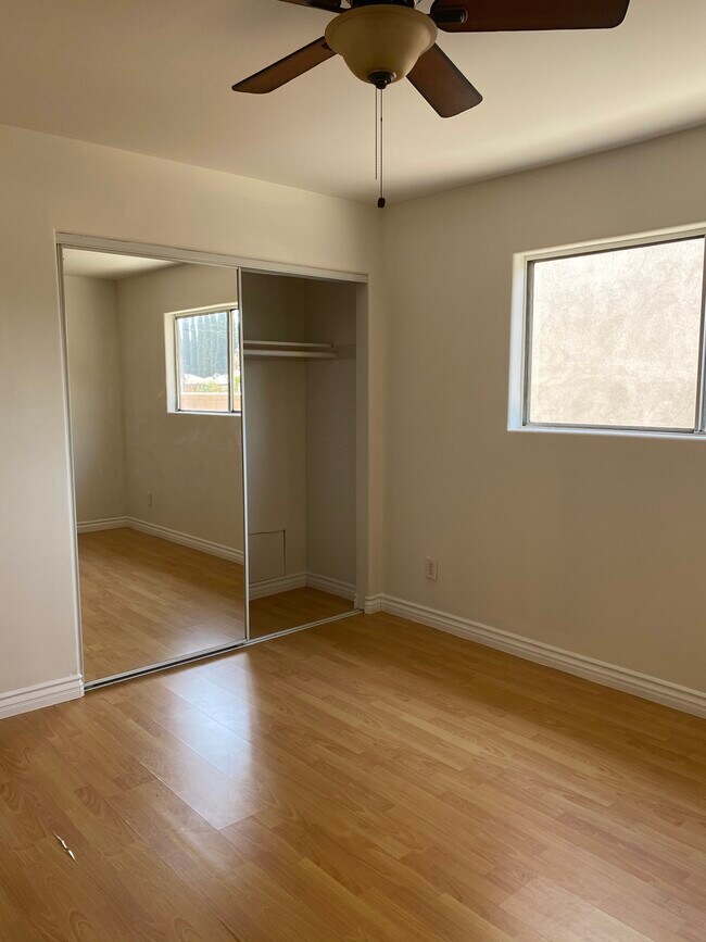 Building Photo - 5457 Laurel Canyon Blvd