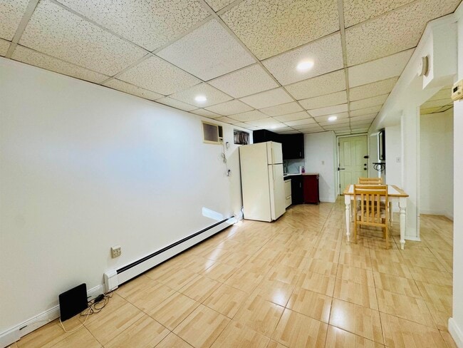 Building Photo - 104 North St