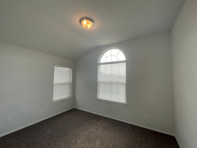 Building Photo - 1816 Cow House Ct