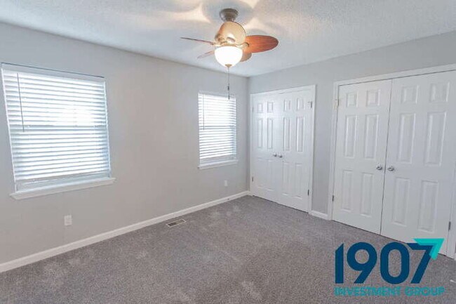 Building Photo - Spacious 4-Bedroom Home in Moore – Stylish Updates & Great Layout!