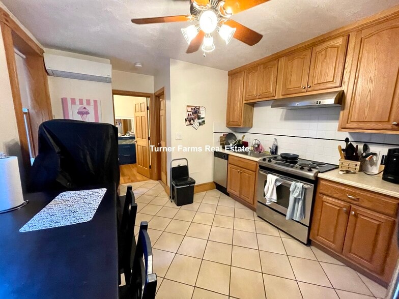 Building Photo - 5A Phillips St