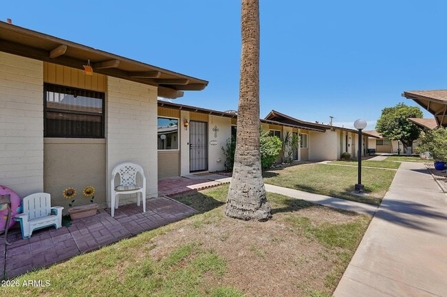 Building Photo - 6721 E McDowell Rd