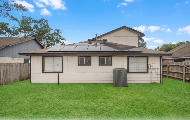 Building Photo - 3823 Suttonford Dr