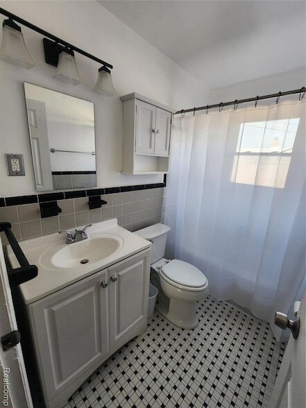 Building Photo - 20248 Schaefer Hwy