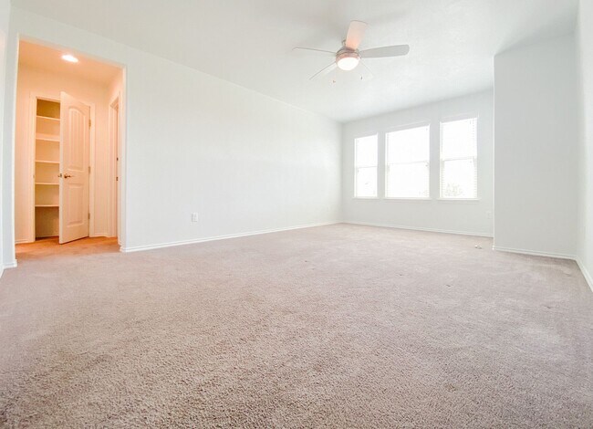 Building Photo - Beautiful 5 BR / 2.5 BA Home for Rent in A...