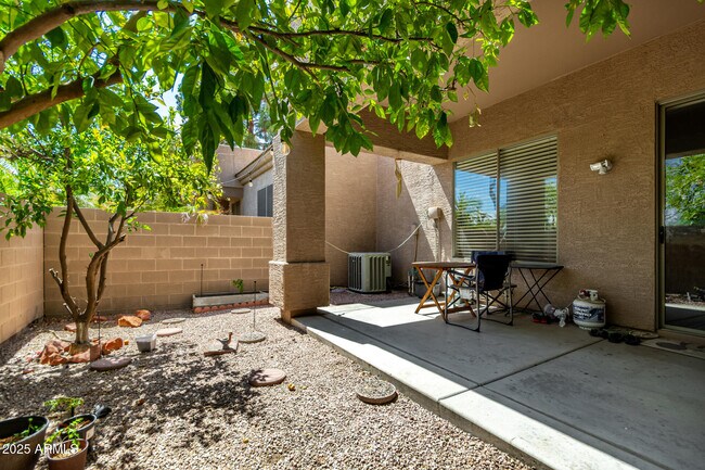 Building Photo - 1477 W Marlin Dr