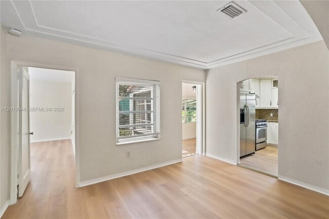Building Photo - 2460 SW 24th St