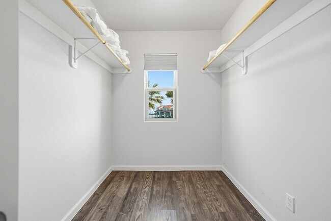 Building Photo - 620 Fulton Beach Rd