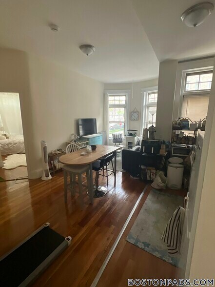 Building Photo - 1315 Commonwealth Ave