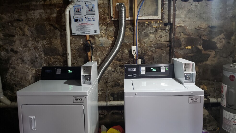 washer and dryer - 23 Shelby St