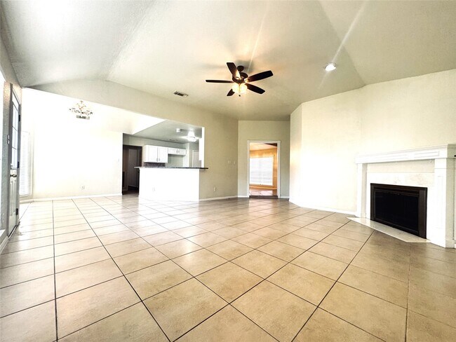 Building Photo - 18743 Parfield Ln