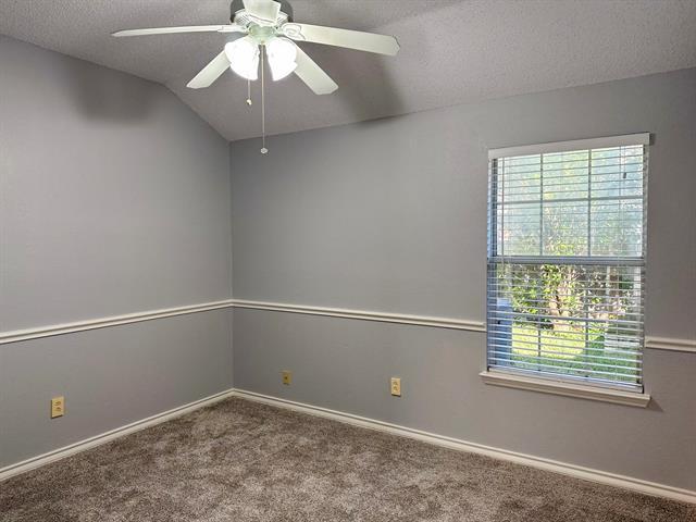 Building Photo - 6202 Sandstone Dr