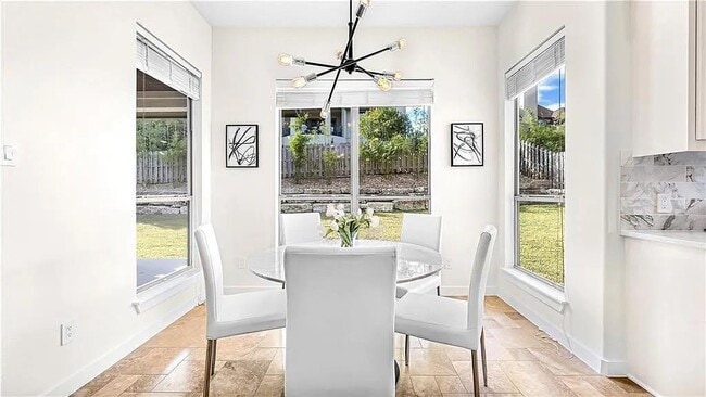 Building Photo - 15101 Barrie Dr