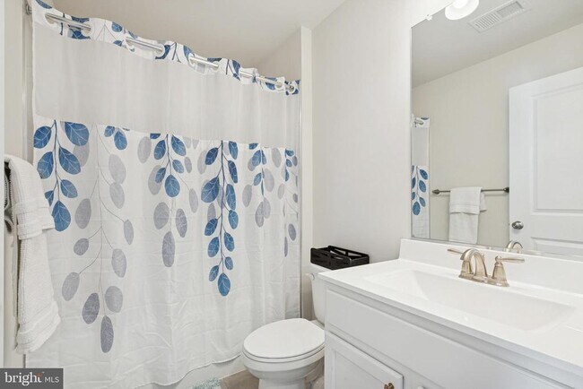 Building Photo - 12 Palermo Ln