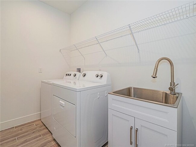 Building Photo - 11551 SW Viridian Blvd