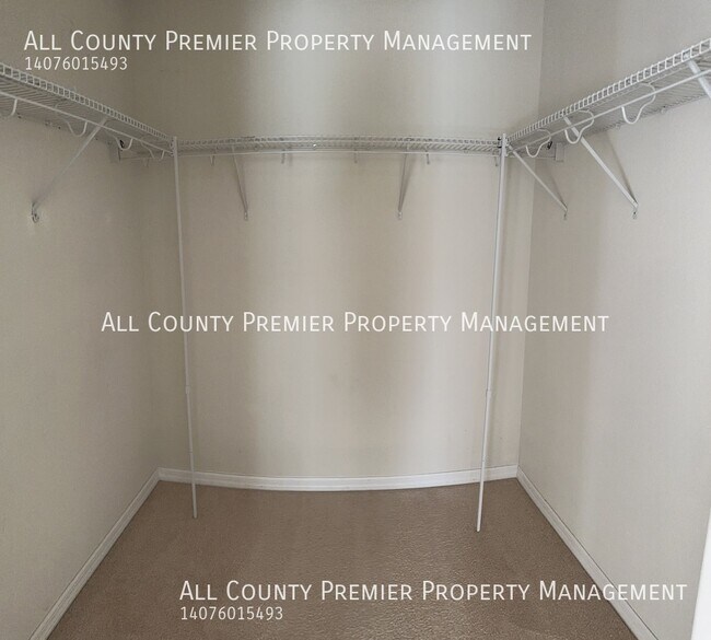 Building Photo - 12034 Lorenza Ln
