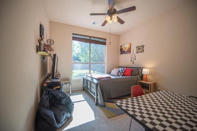 Building Photo - 3434 Alexandrite Way