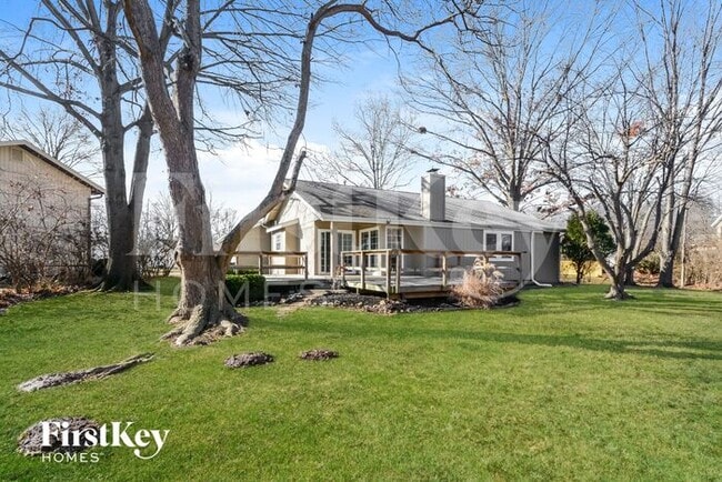 Building Photo - 213 Hollyberry Ct
