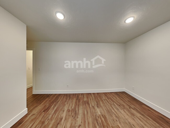 Building Photo - 9269 W Dove Creek St