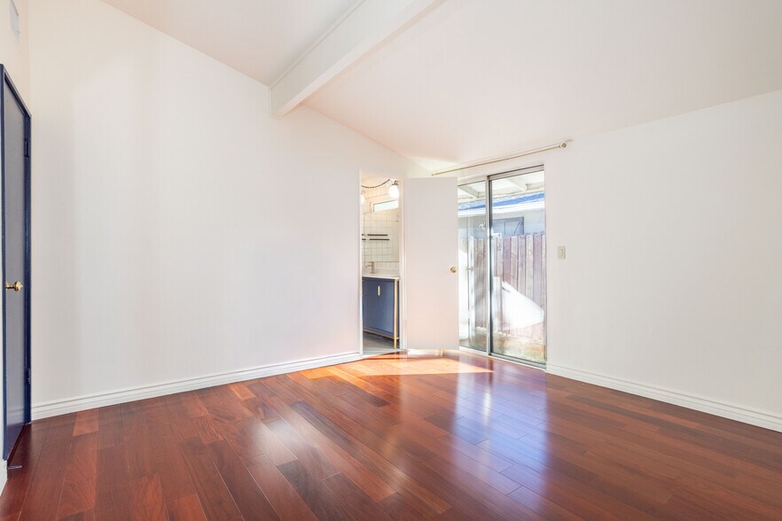 Building Photo - 19951 Acre St