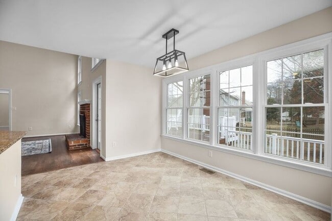 Building Photo - 6000 Blackstone Blvd