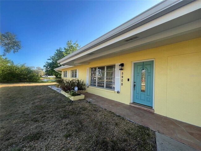 Building Photo - 5908 Murdock Ave